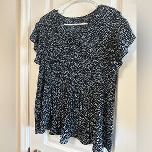 Adrianna Papell Blue and White Speckled Shirt